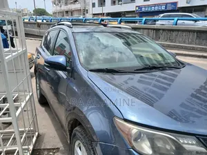 Toyota RAV4 2013 Bleu
