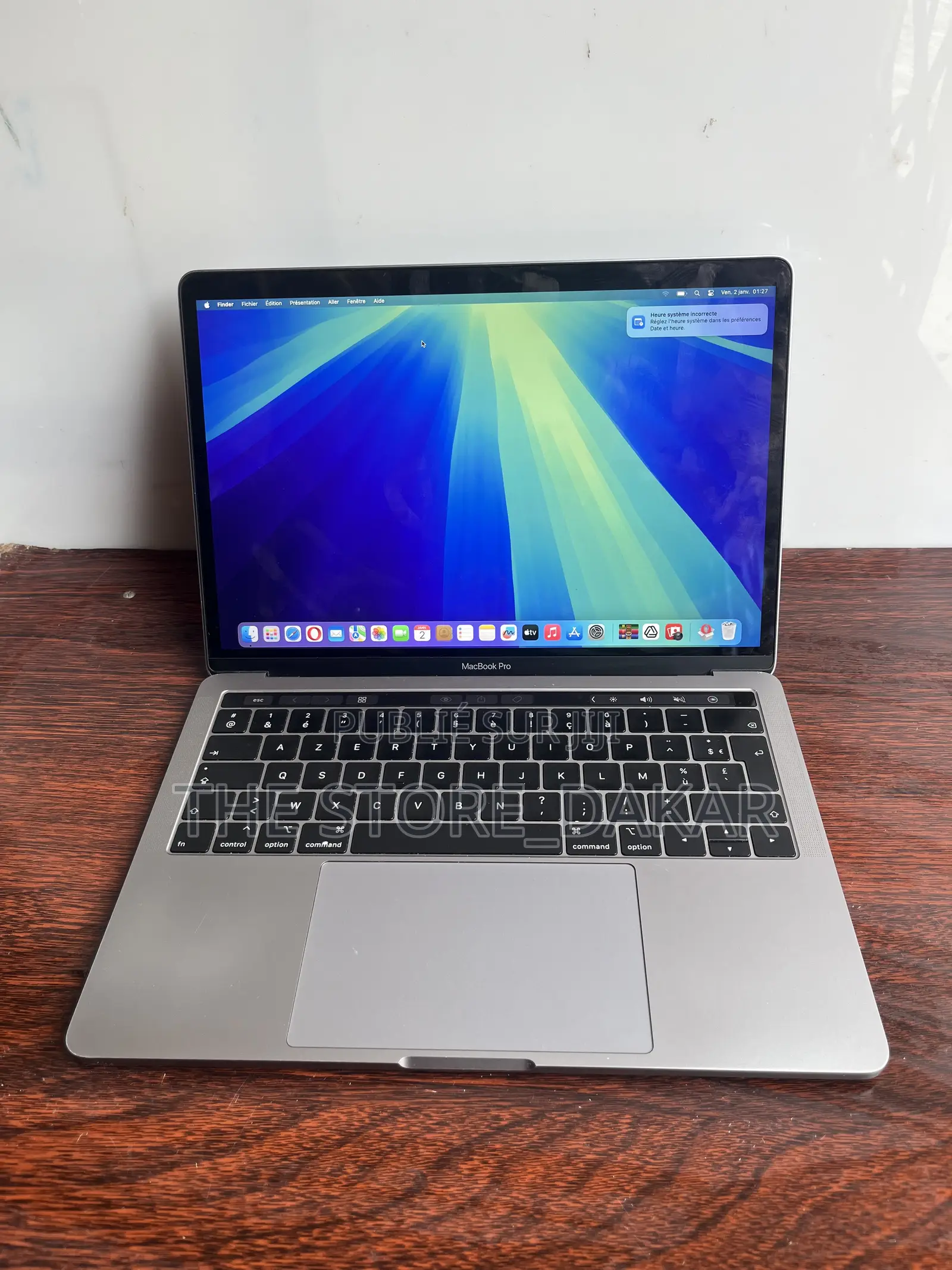 Nouveau Apple MacBook Pro 2019 8GB Intel Core i5 SSD 128GB