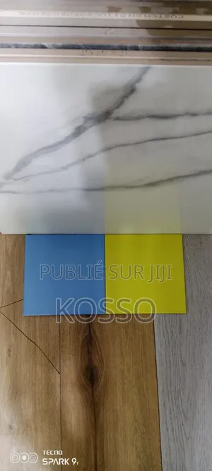 Khelcome Carreaux 20x20(dimensions) faïence.de Toute Les Couleurs