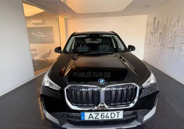 BMW X1 xDrive28i AWD 2023 Noir