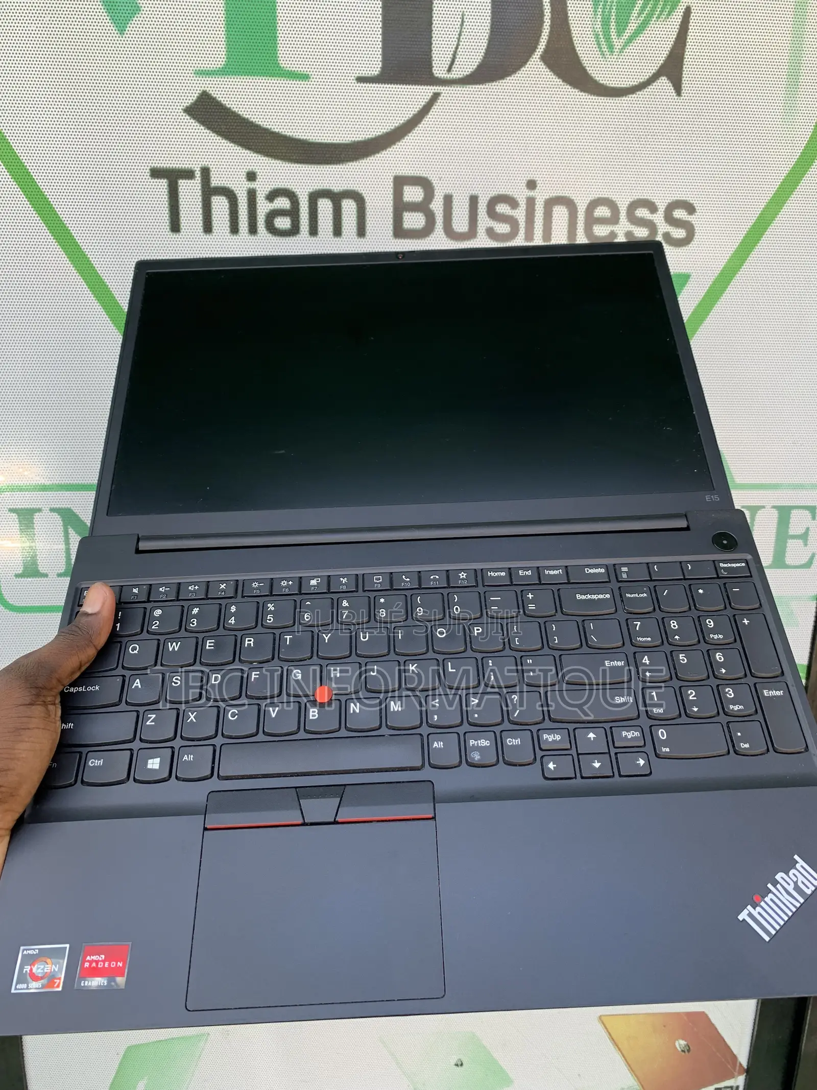 Nouveau Ordinateur portable Lenovo ThinkPad E15 16GB AMD Ryzen 7 SSD 1T