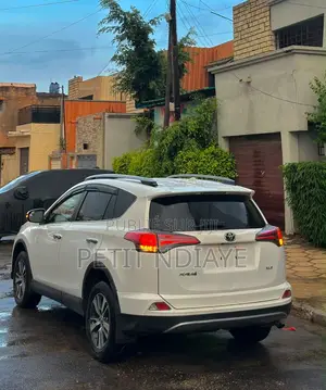 Toyota RAV4 2018 Blanc