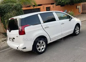 Peugeot 5008 2014 Blanc