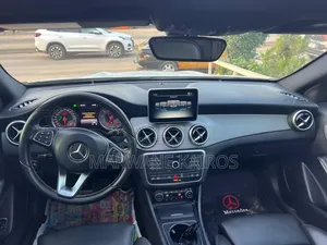 Mercedes-Benz GLA 250 2017 Blanc