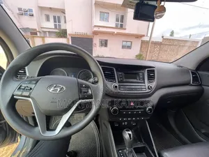 Hyundai Tucson 2016 Gris