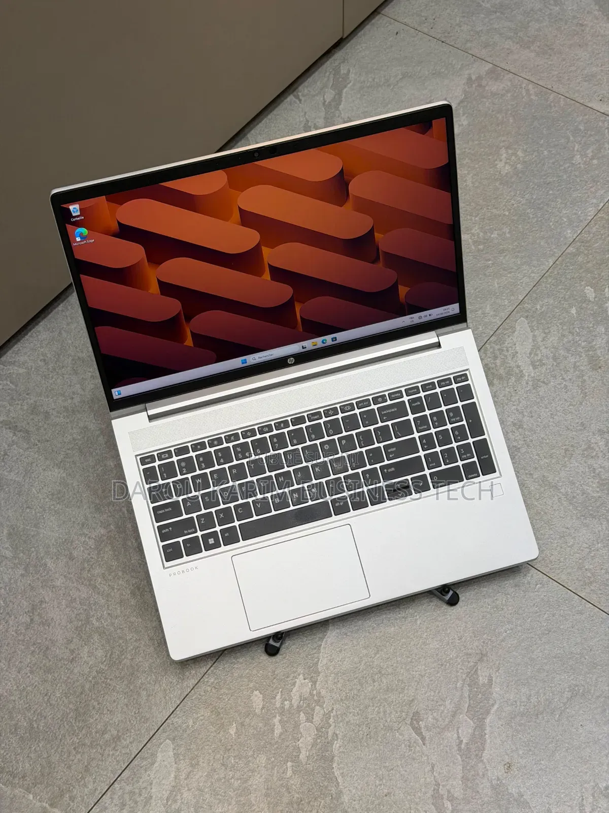 Nouveau Ordinateur portable HP ProBook 455 8GB AMD Ryzen 5 SSD 256GB