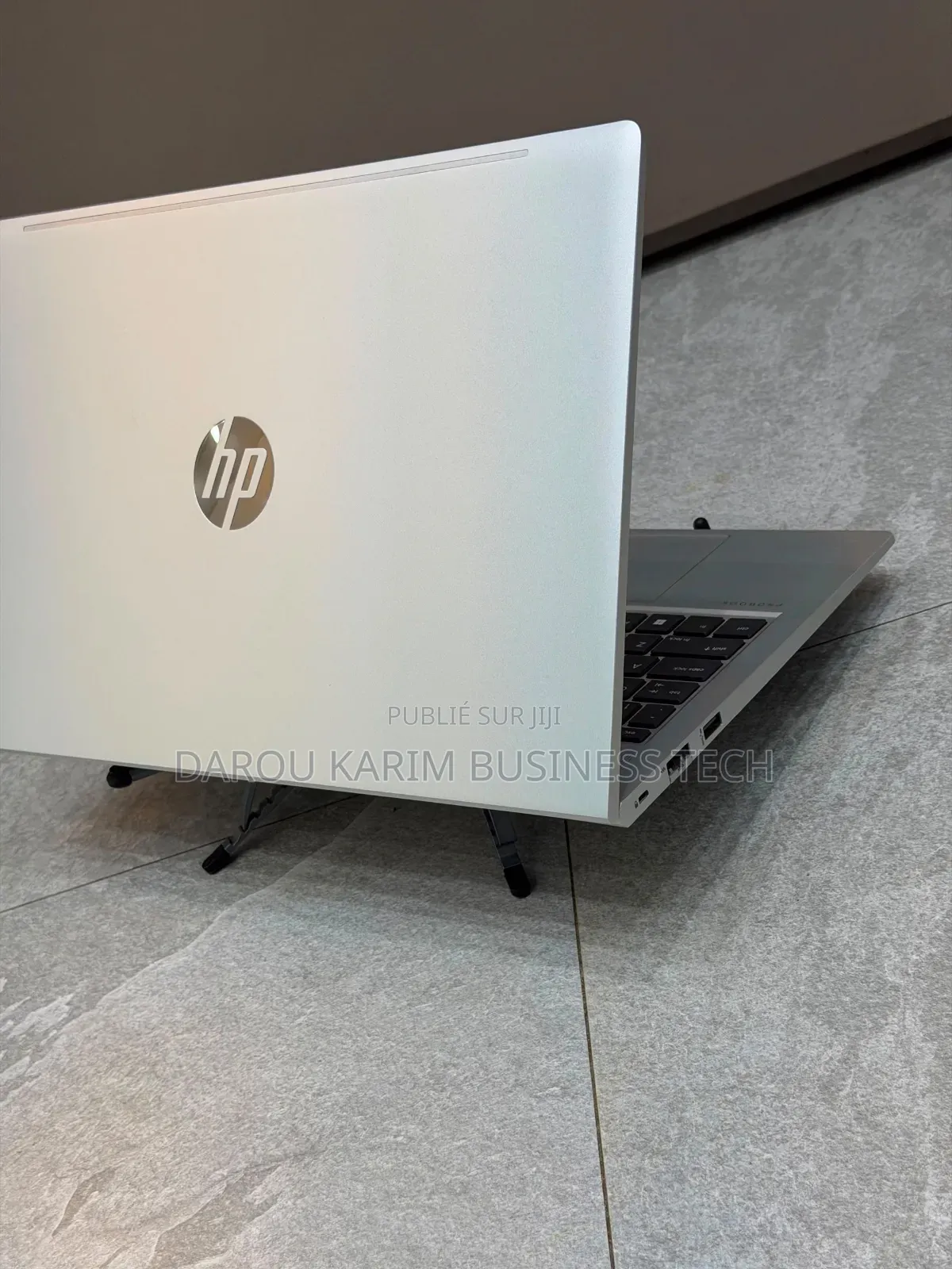 Nouveau Ordinateur portable HP ProBook 455 8GB AMD Ryzen 5 SSD 256GB