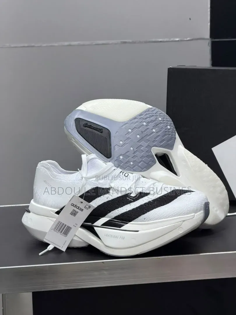 Adidas Adizero Prime X3 Noir-Blanc Disponible