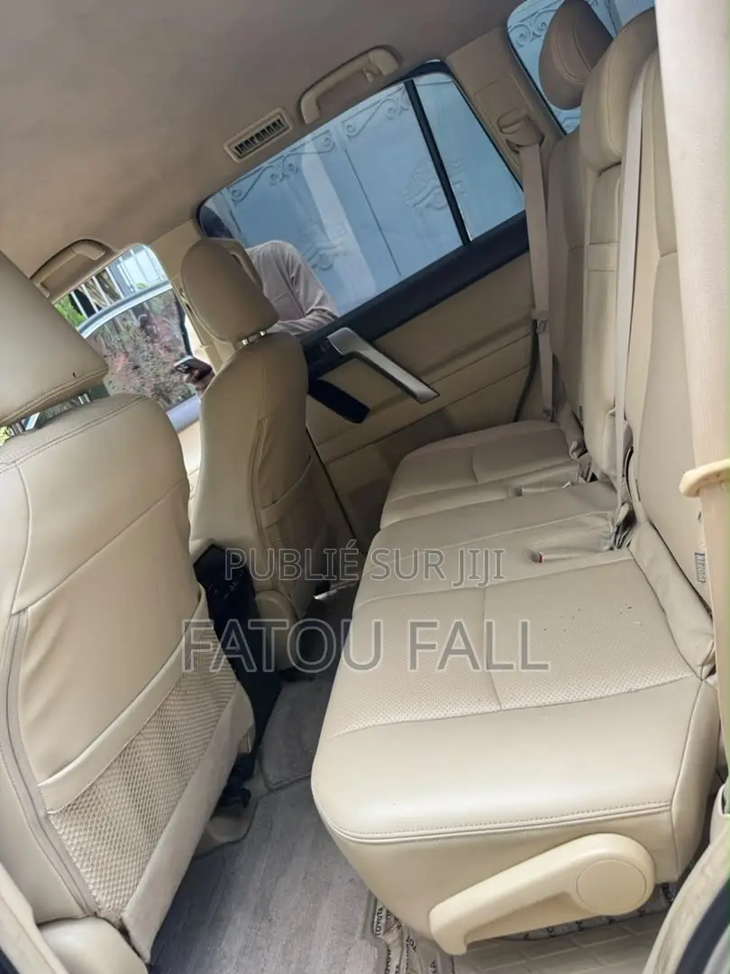 Toyota Land Cruiser Prado 2016 Gris