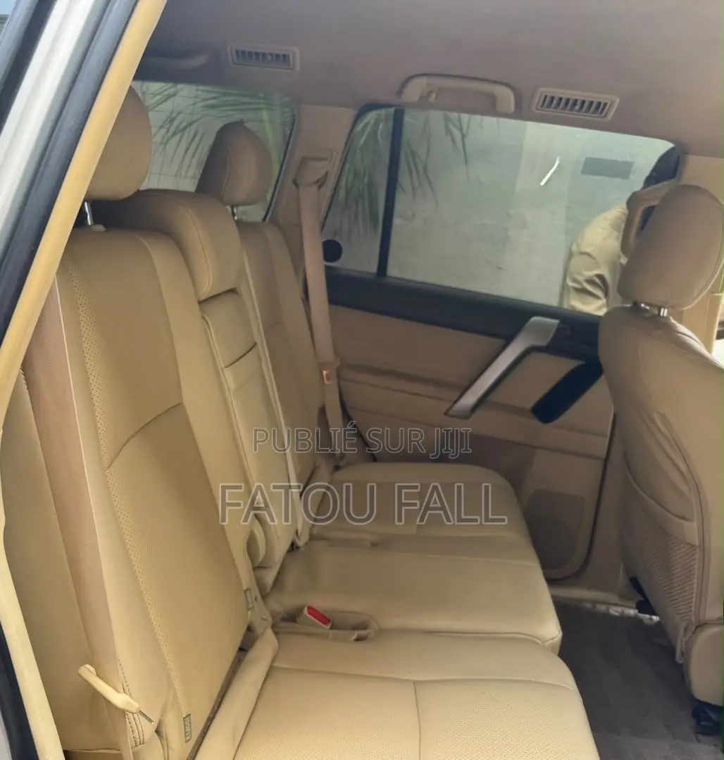 Toyota Land Cruiser Prado 2016 Gris