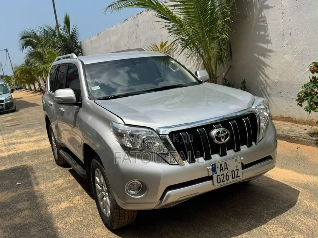 Toyota Land Cruiser Prado 2016 Gris