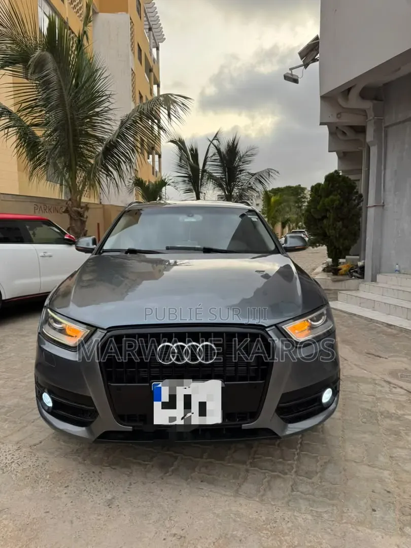 Audi Q3 2018 Gris