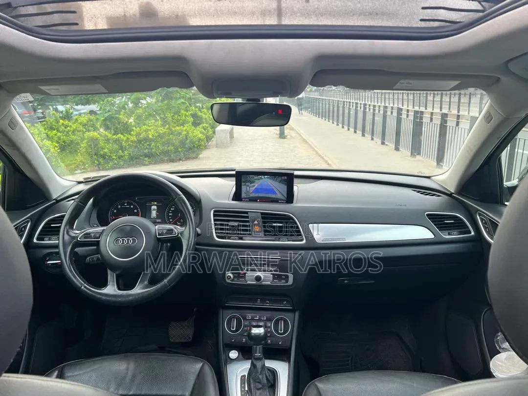 Audi Q3 2018 Gris