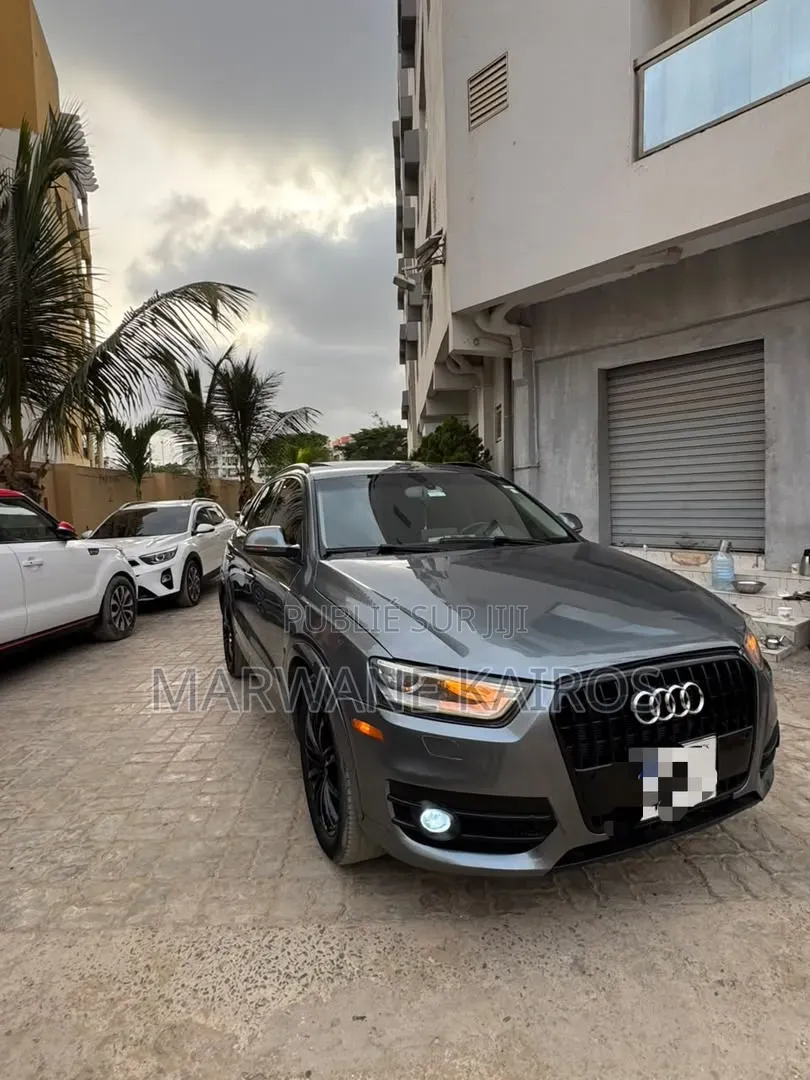Audi Q3 2018 Gris