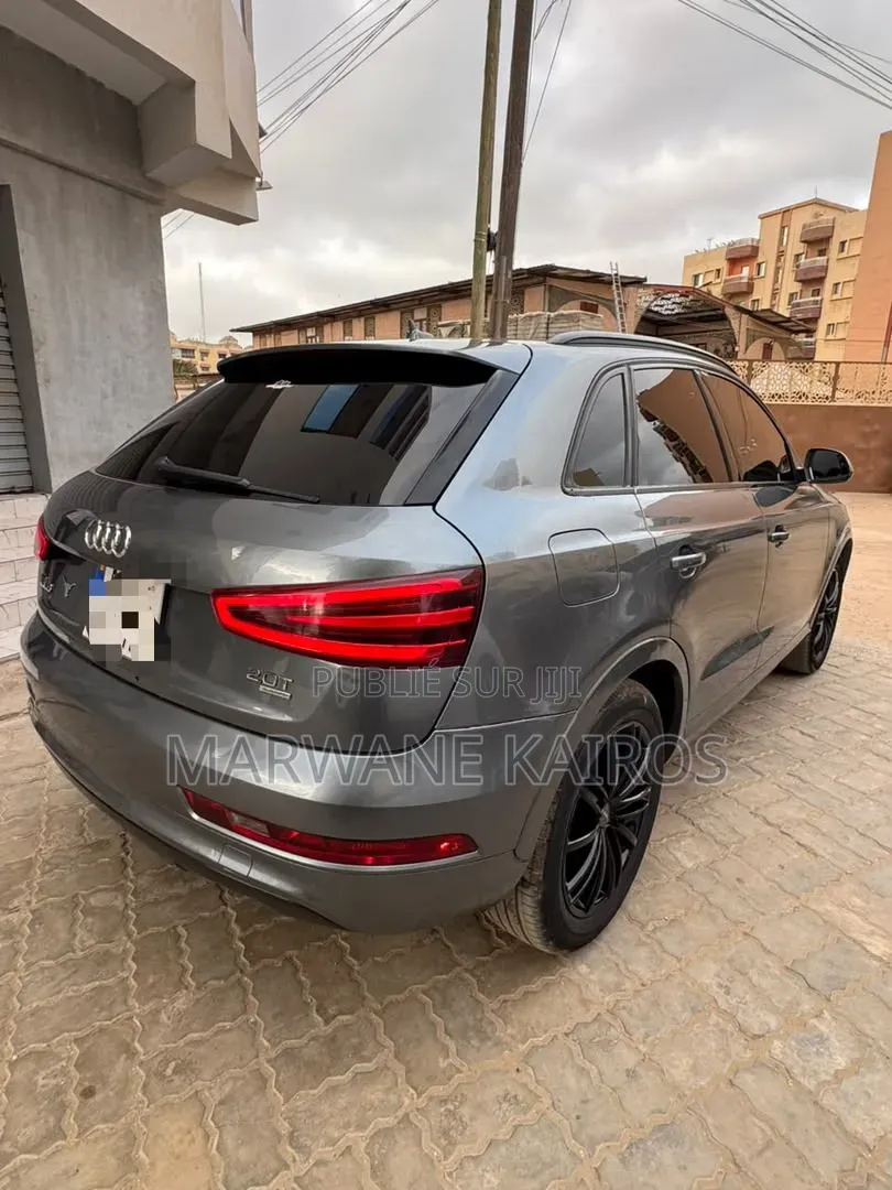 Audi Q3 2018 Gris