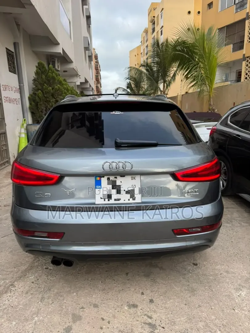 Audi Q3 2018 Gris