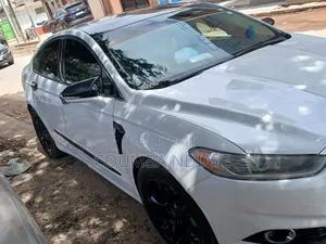 Ford Fusion 2016 Blanc cassé