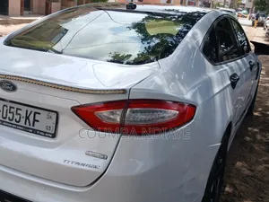 Ford Fusion 2016 Blanc cassé