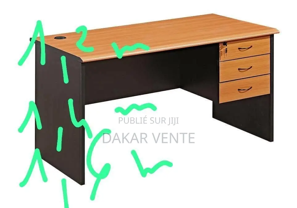 Table De Bureau De La Bonne Qualité