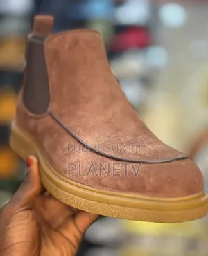 Chaussure Montante Disponible