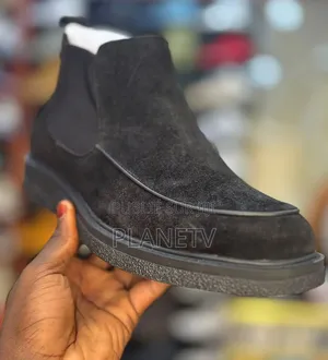 Chaussure Montante Disponible