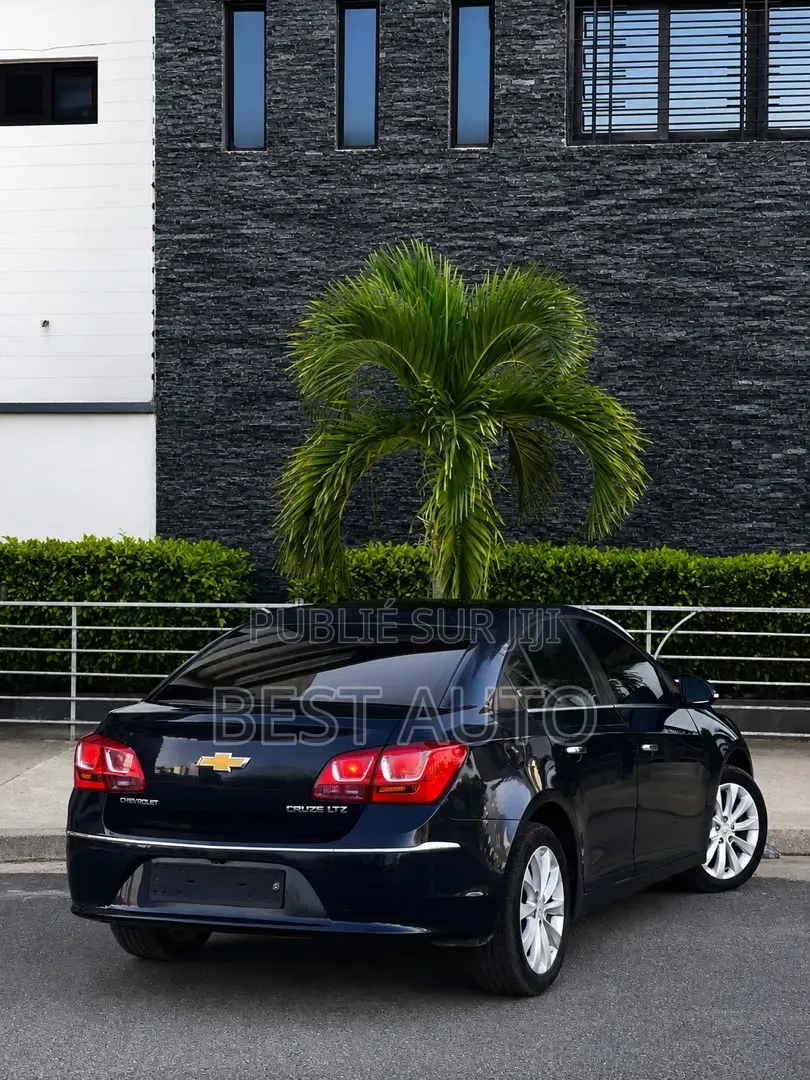 Chevrolet Cruze LS 4dr Sedan (1.5L 4cyl 6A) 2016 Noir