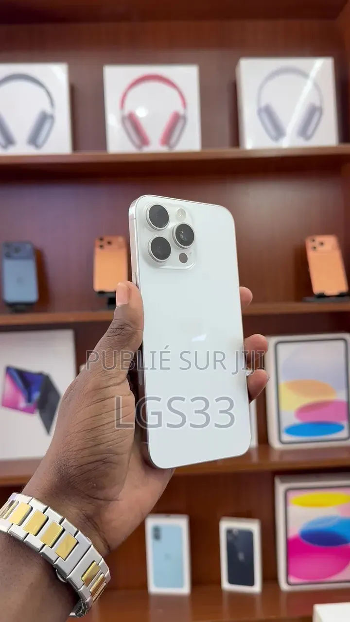 Nouveau Apple iPhone 15 Pro Max 256 GB Blanc