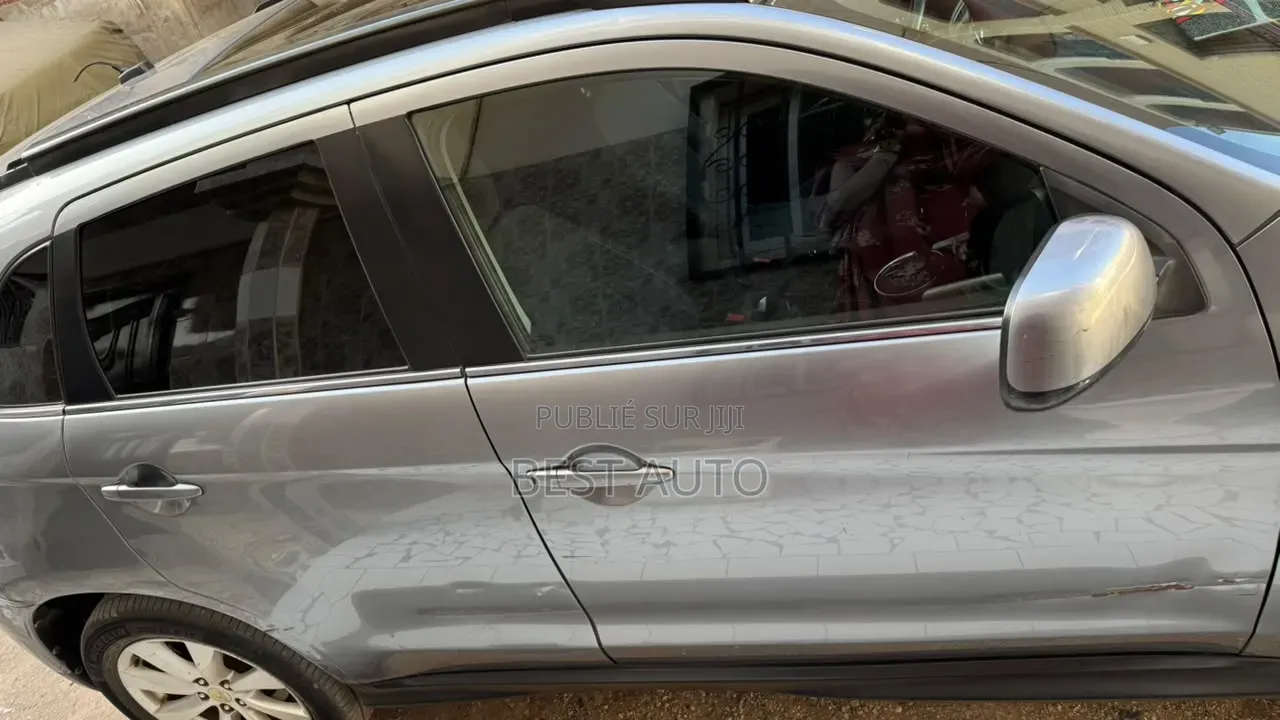 Mitsubishi RVR 2013 Gris