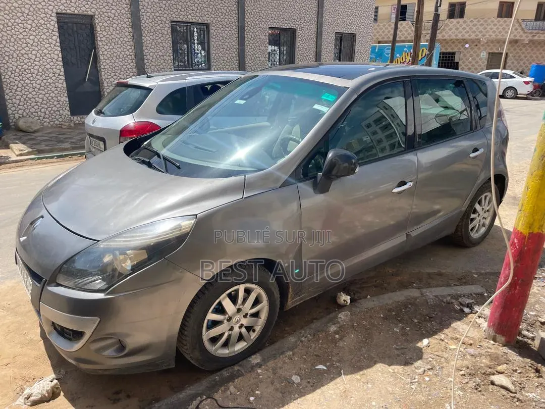 Renault Scenic 2012 Beige