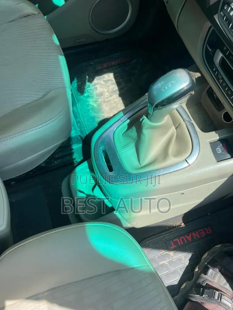 Renault Scenic 2012 Beige