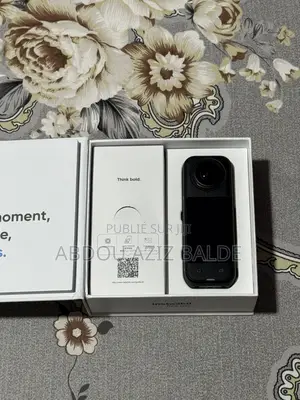 Caméra Insta360 X5