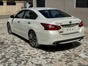Nissan Altima 2017 Blanc