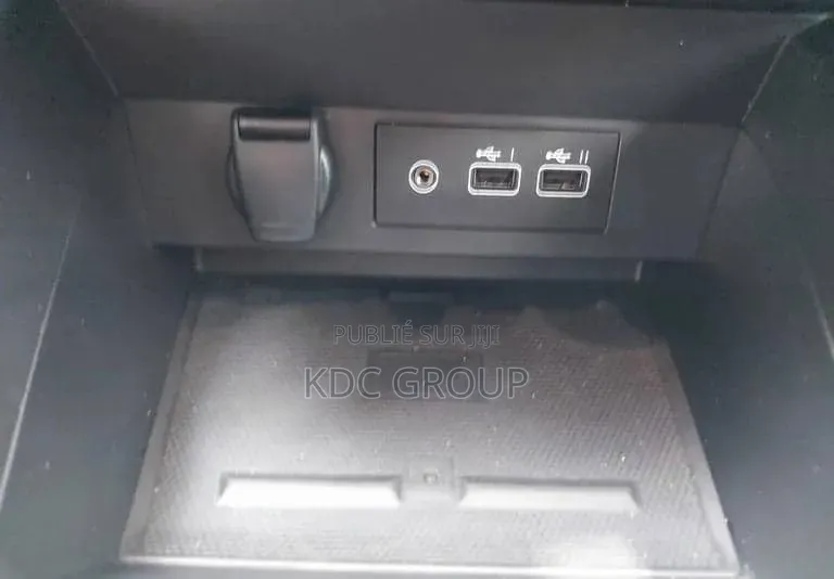 Mitsubishi Colt 2025 Bleu