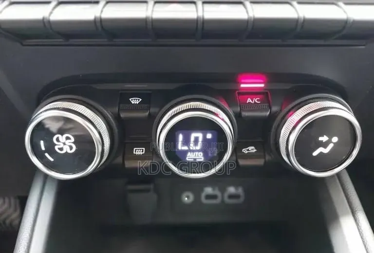 Mitsubishi Colt 2025 Bleu