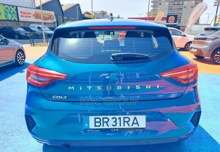 Mitsubishi Colt 2025 Bleu