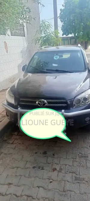 Toyota RAV4 2010 Noir