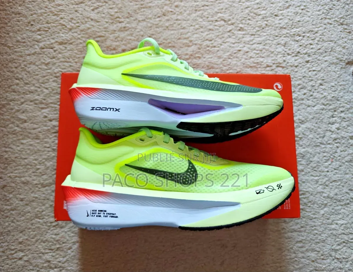 Running Nike Zoom Fly 6