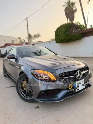 Mercedes-Benz C300 2016 Gris