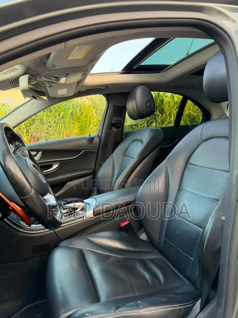 Mercedes-Benz C300 2016 Gris
