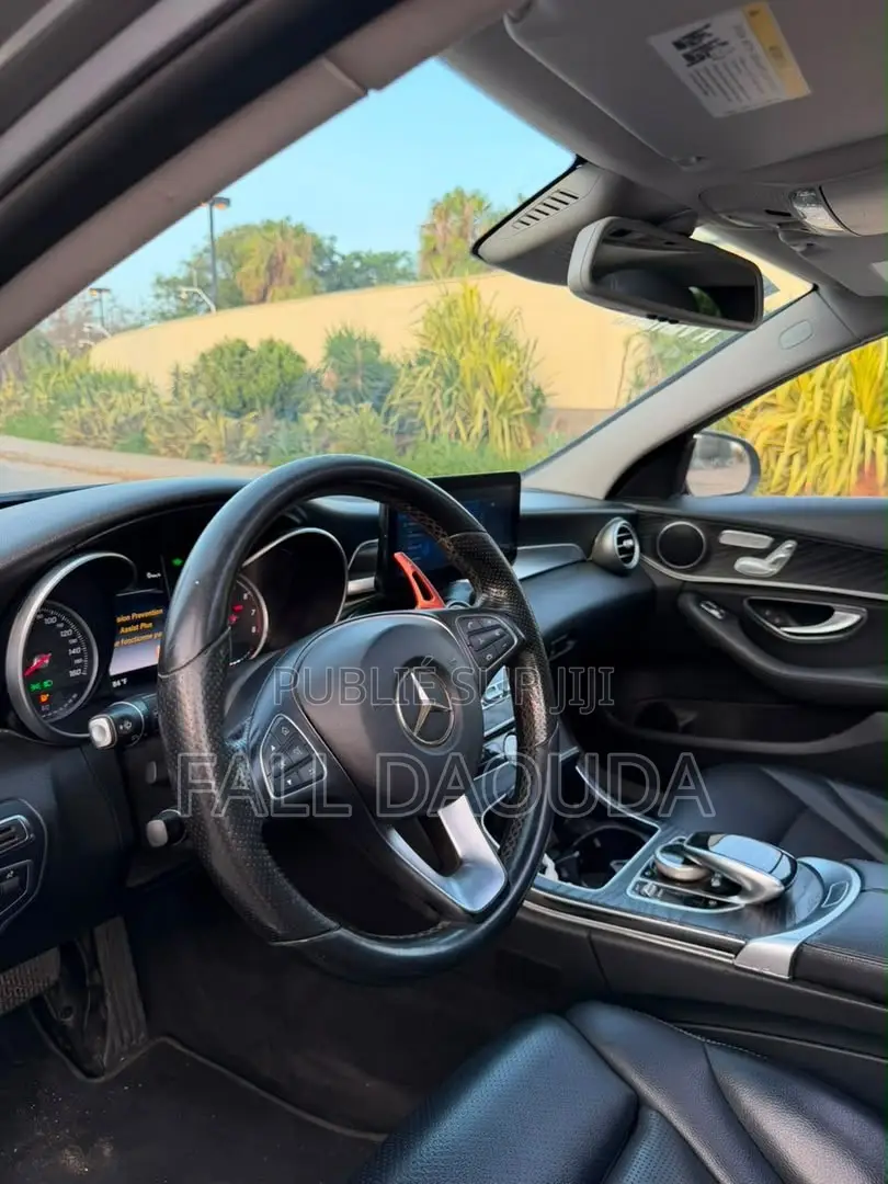 Mercedes-Benz C300 2016 Gris