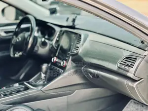 Renault 6 2018 Gris