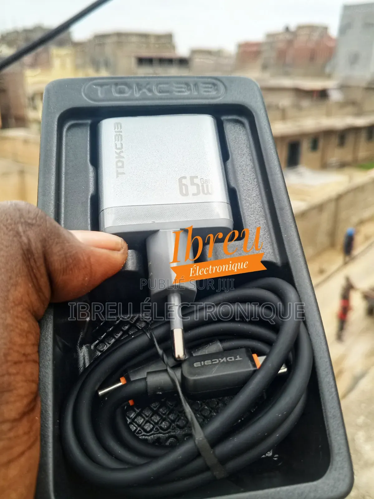  TDK-E04 GaN 65W  Charge Rapide Et Puissante

