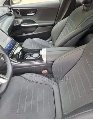 Mercedes-Benz C300 2024 Noir