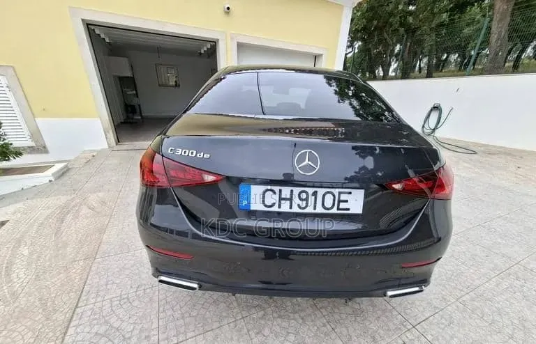 Mercedes-Benz C300 2024 Noir