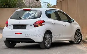 Peugeot 208 2016 Blanc