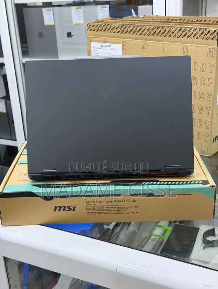 Nouveau Ordinateur portable MSI Cyborg 15 16GB Intel Core i7 SSD 512GB
