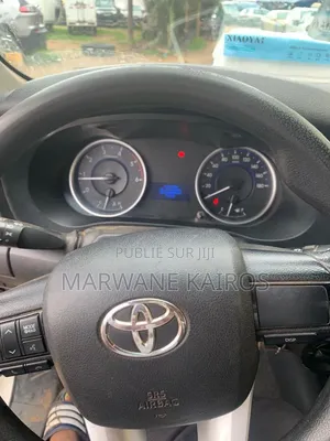 Toyota Hilux 2023 Blanc