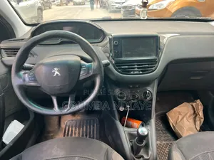 Peugeot 208 2013 Gris