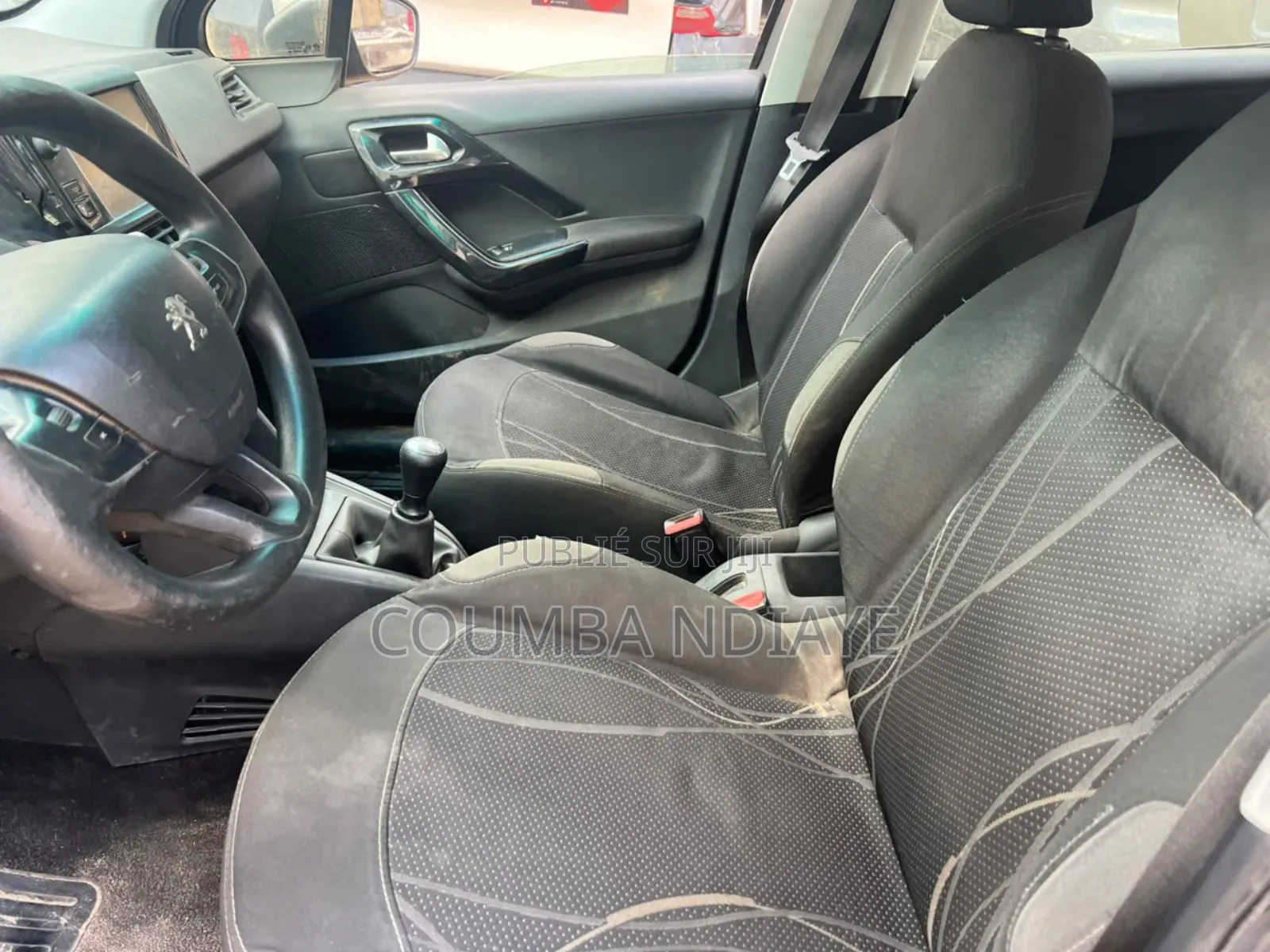 Peugeot 208 2013 Gris