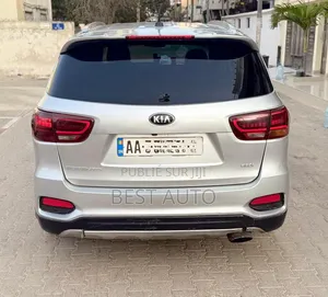 Kia Sorento 2019 Gris